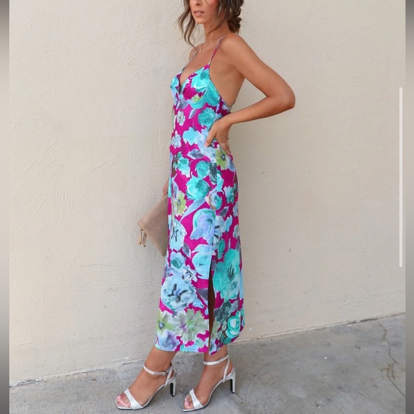 Floral Midi Dress - Picture 4 of 5